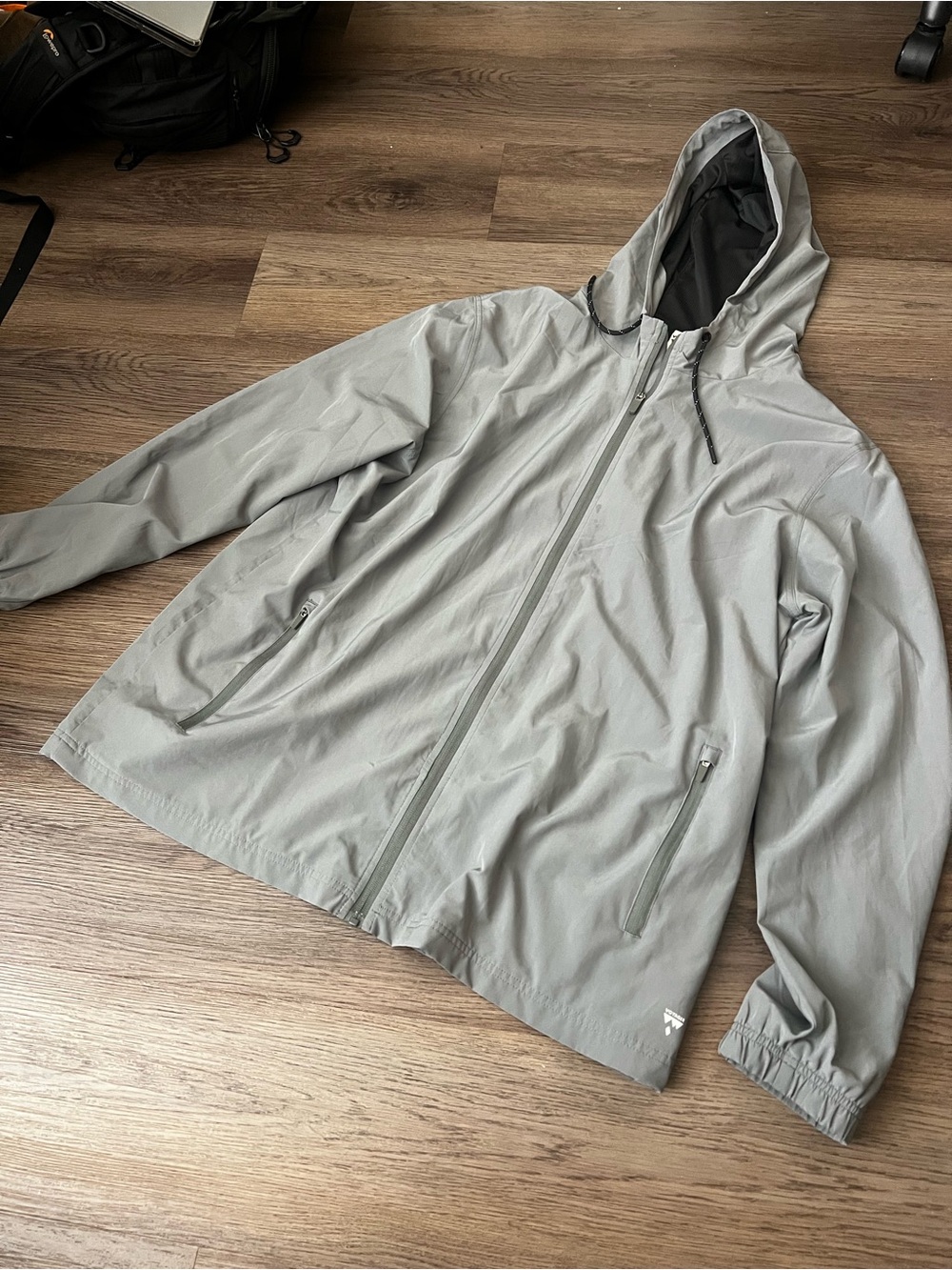 Voyager Light Grey Full-Zip Hooded Jacket (Size XL)